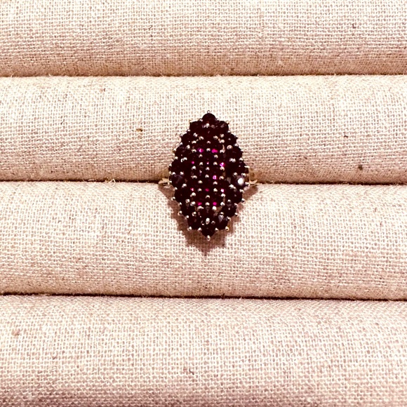 Vintage Jewelry - Vintage | Ring | Sterling Silver Garnet Ring